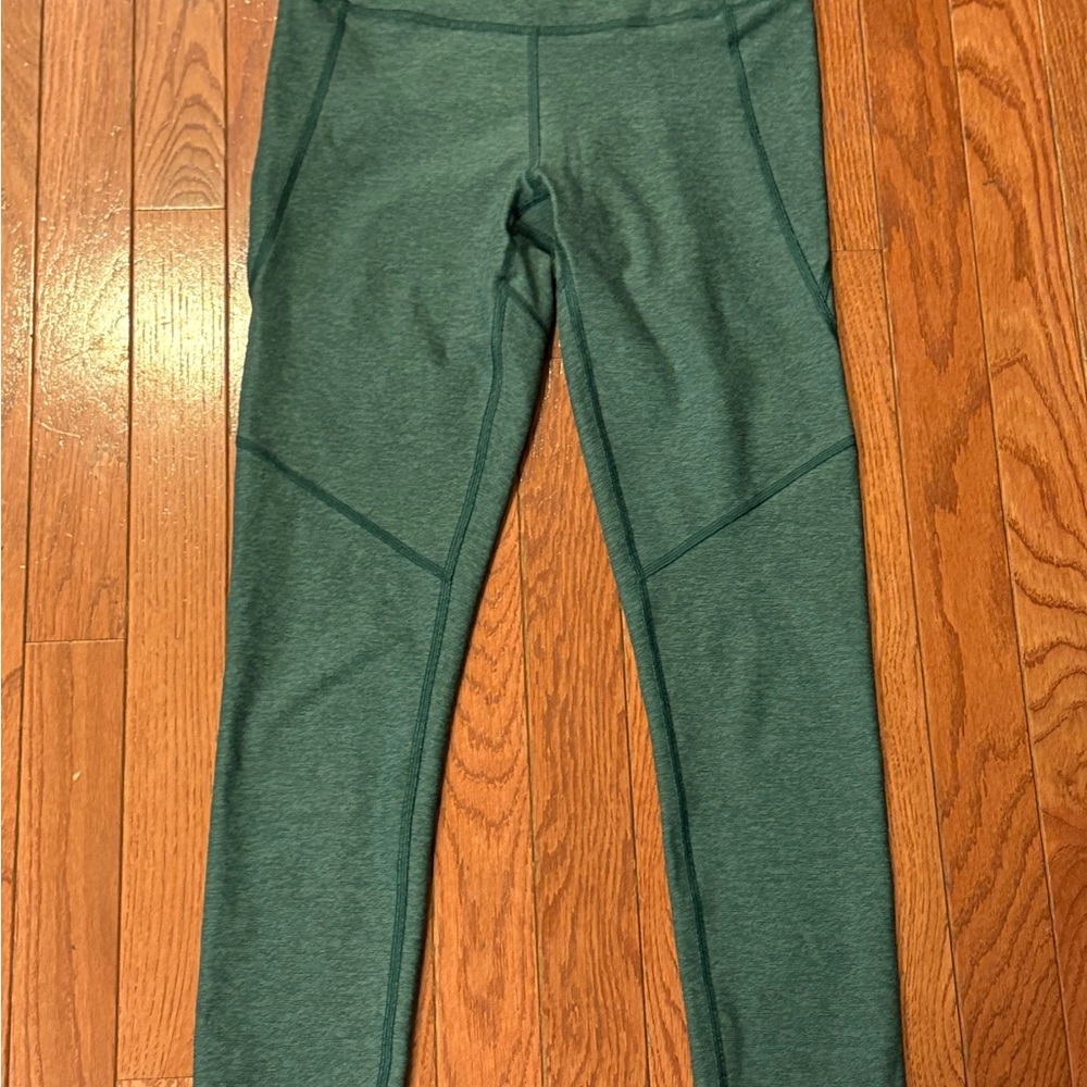 Outdoor voices size small